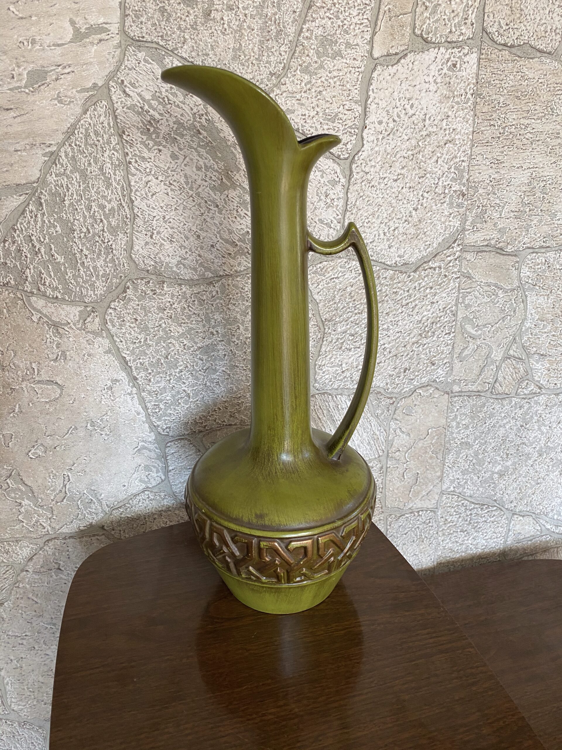 MCM Haeger Jug/Pitcher/Vase #4070/ Vintage Avocado Green Vase/1960s - Image 3