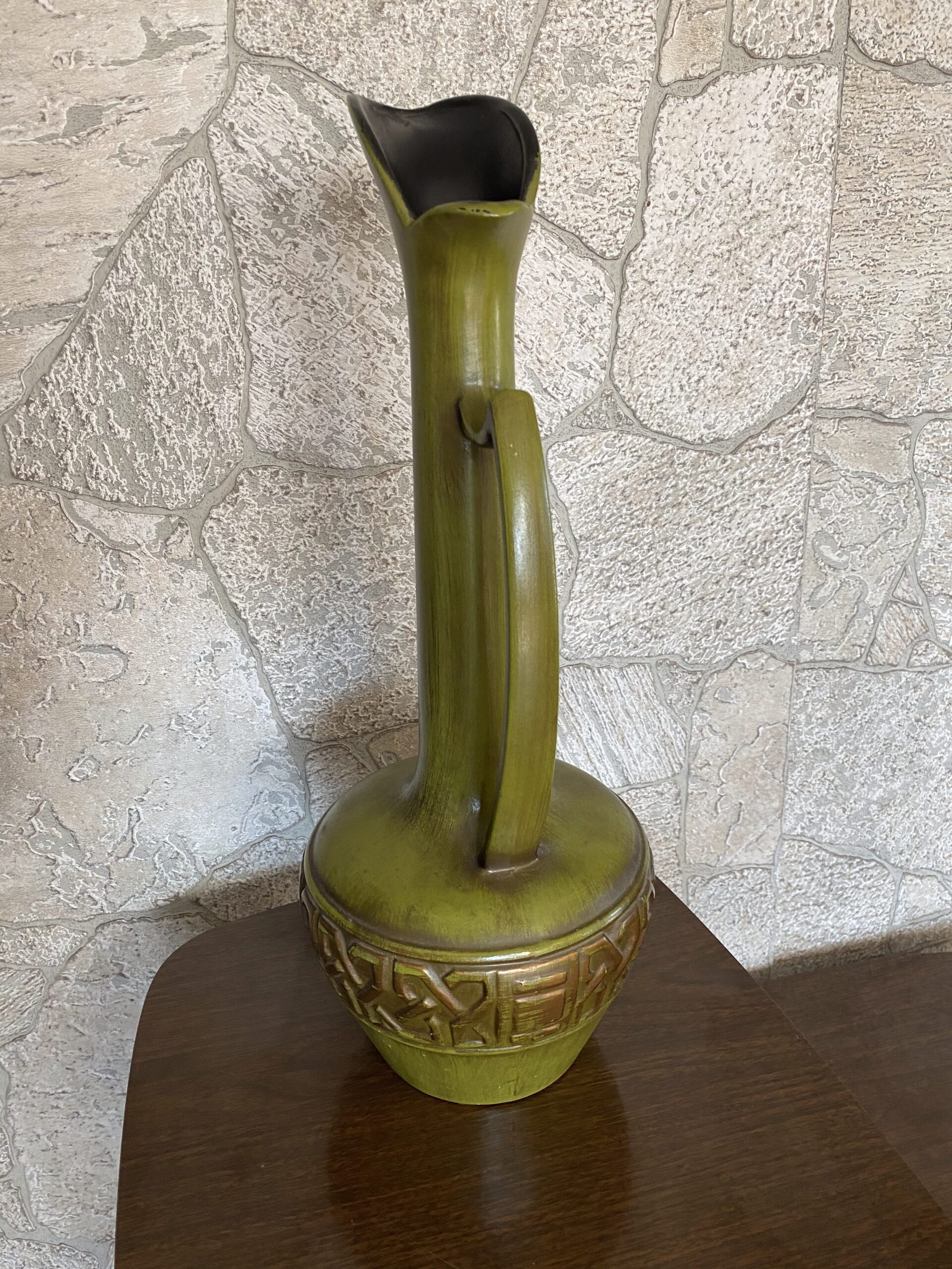 MCM Haeger Jug/Pitcher/Vase #4070/ Vintage Avocado Green Vase/1960s - Image 5