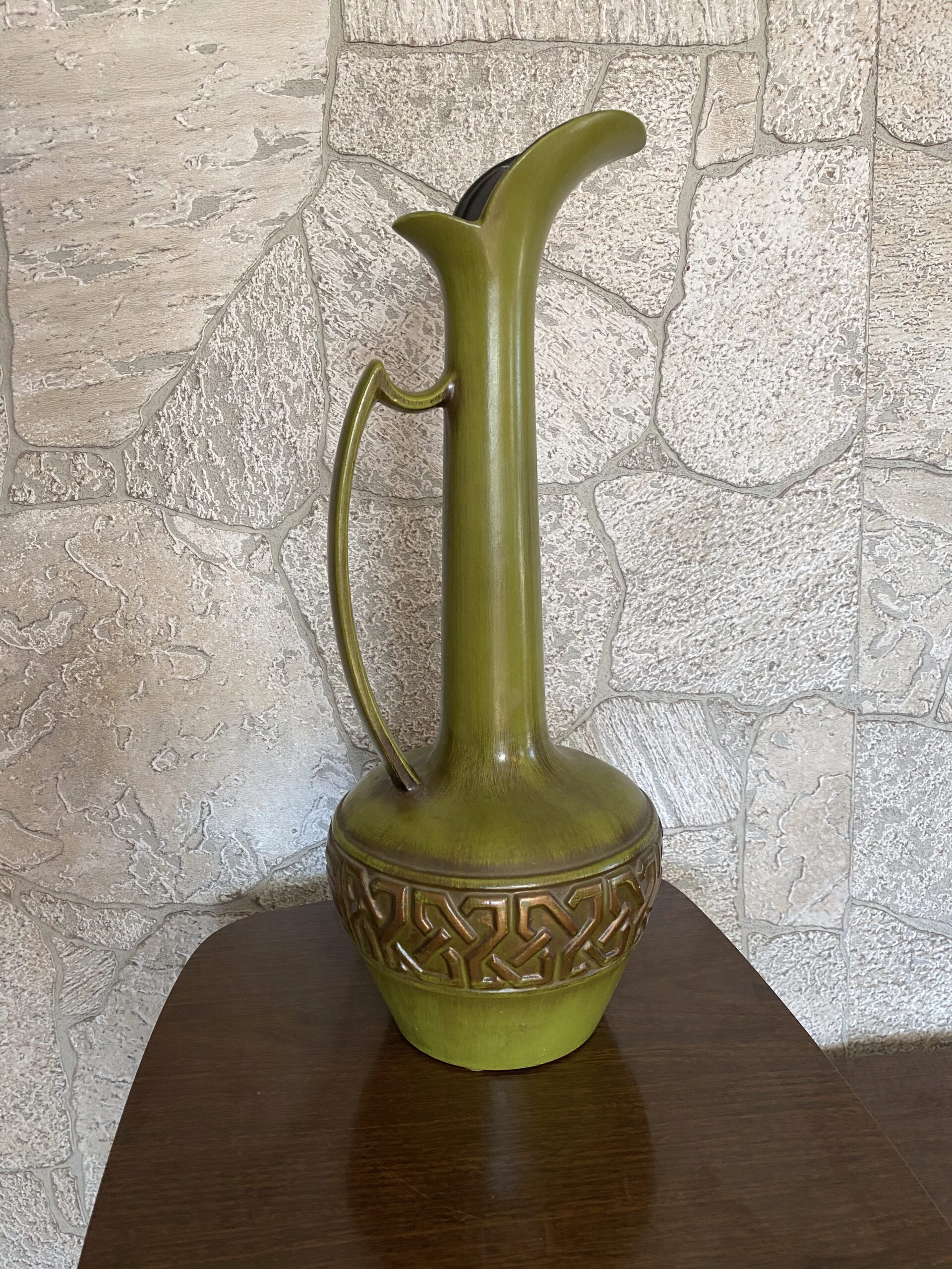 MCM Haeger Jug/Pitcher/Vase #4070/ Vintage Avocado Green Vase/1960s - Image 7
